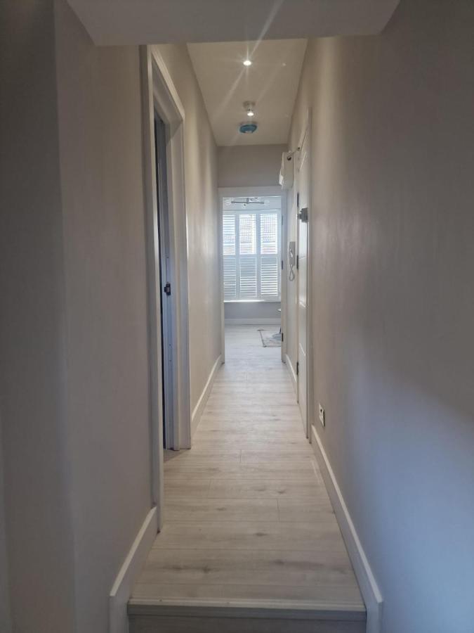 Collier'S Wood En-Suite Apartments 伦敦 外观 照片