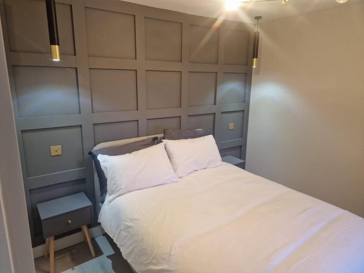 Collier'S Wood En-Suite Apartments 伦敦 外观 照片
